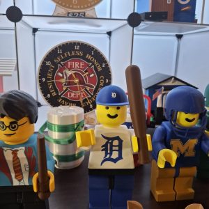 Brickmen Harry Potter, Detroit Tigers baseball player, and Michigan Wolverines football player figures